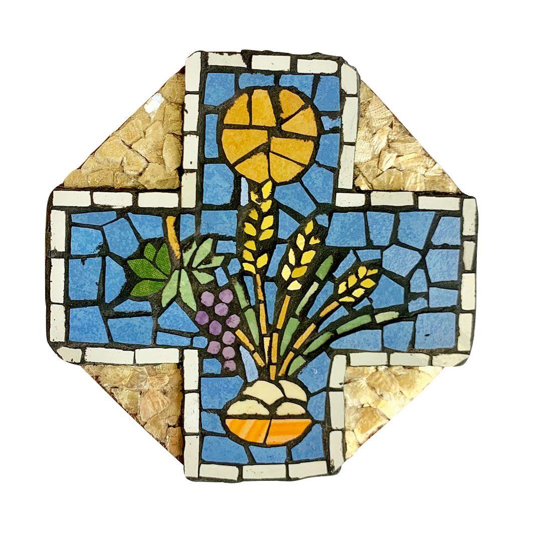 Octagon Mosaic Cross C