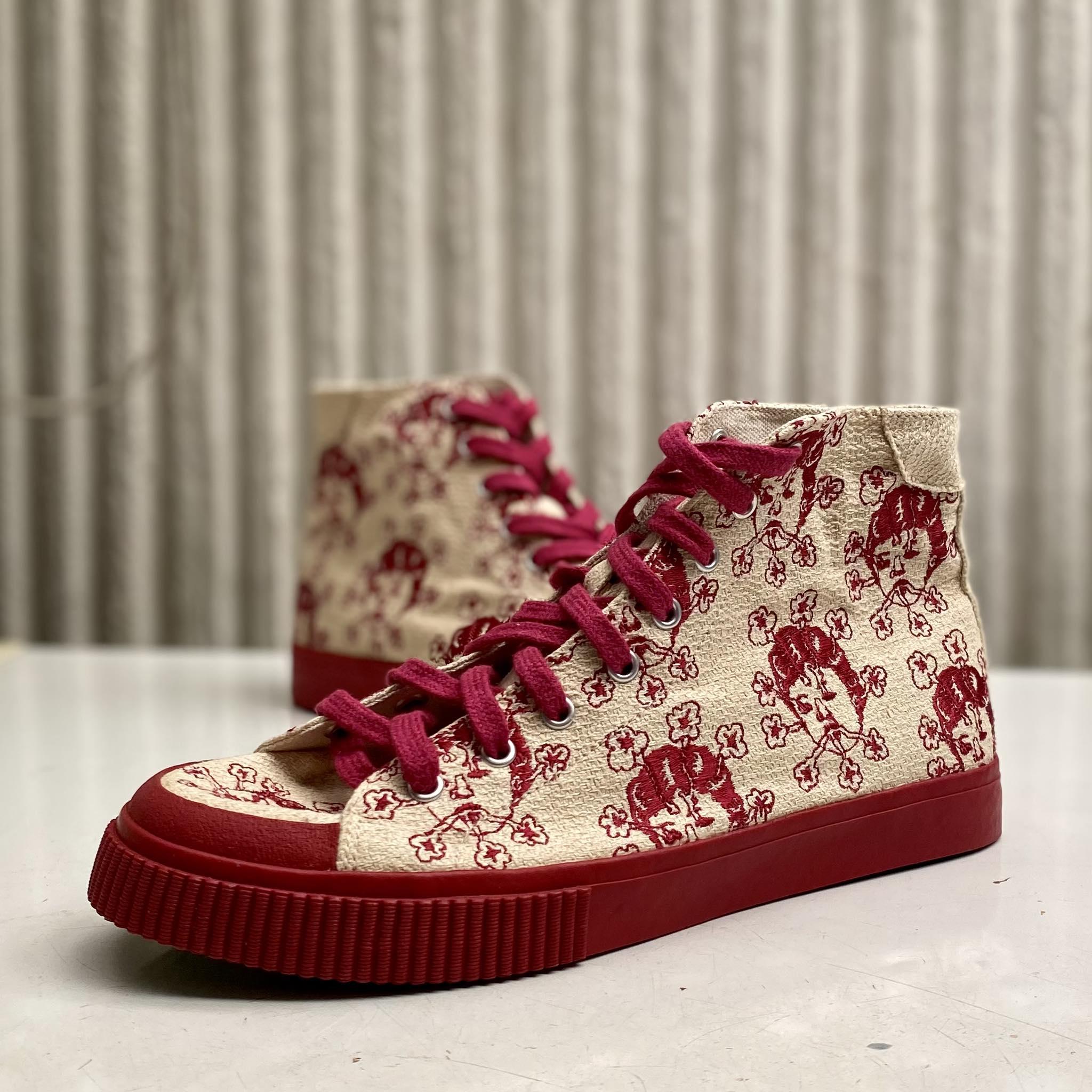 High cut Sneakers Dr. Karayom Ulo