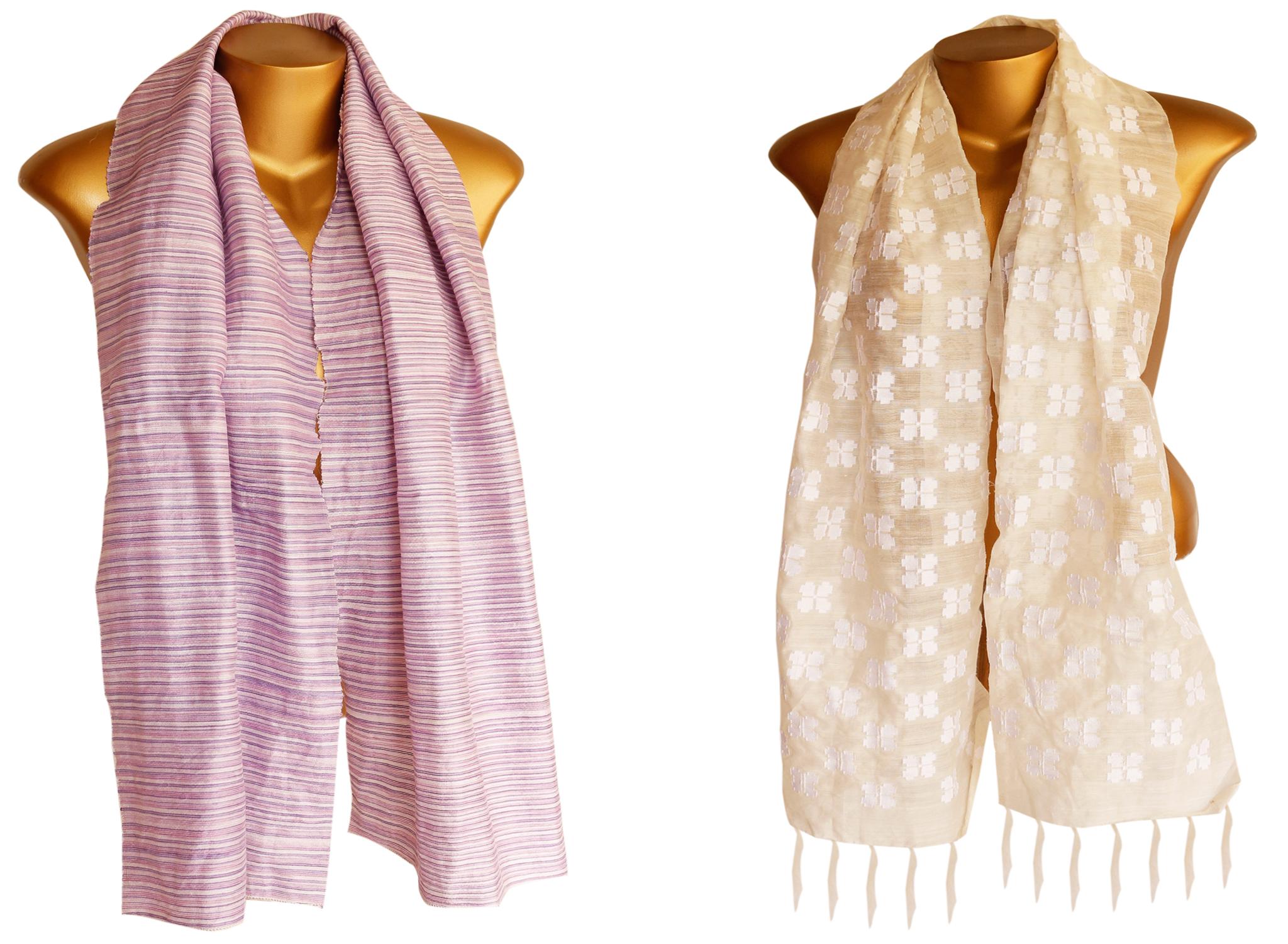 Scarf with Purple Stripes Design