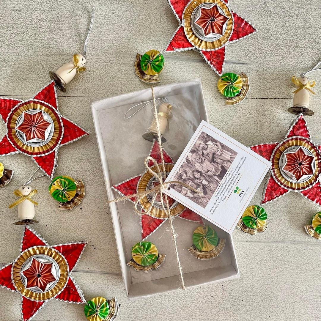 Assorted Upcycled Parol with 1 Month Sponsorship of Mingo Meals -A