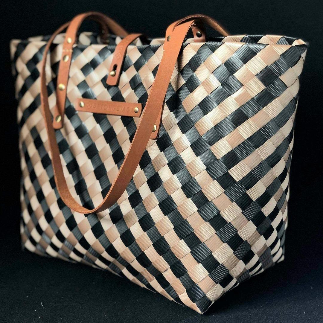 Bayongciaga – Classic Zebra Gold with Brown Leather