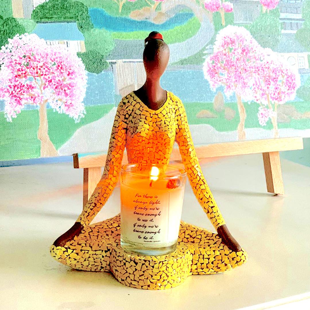 “Brave” Statuette with Scented Candle Giftbox w/ 3-month Feeding
