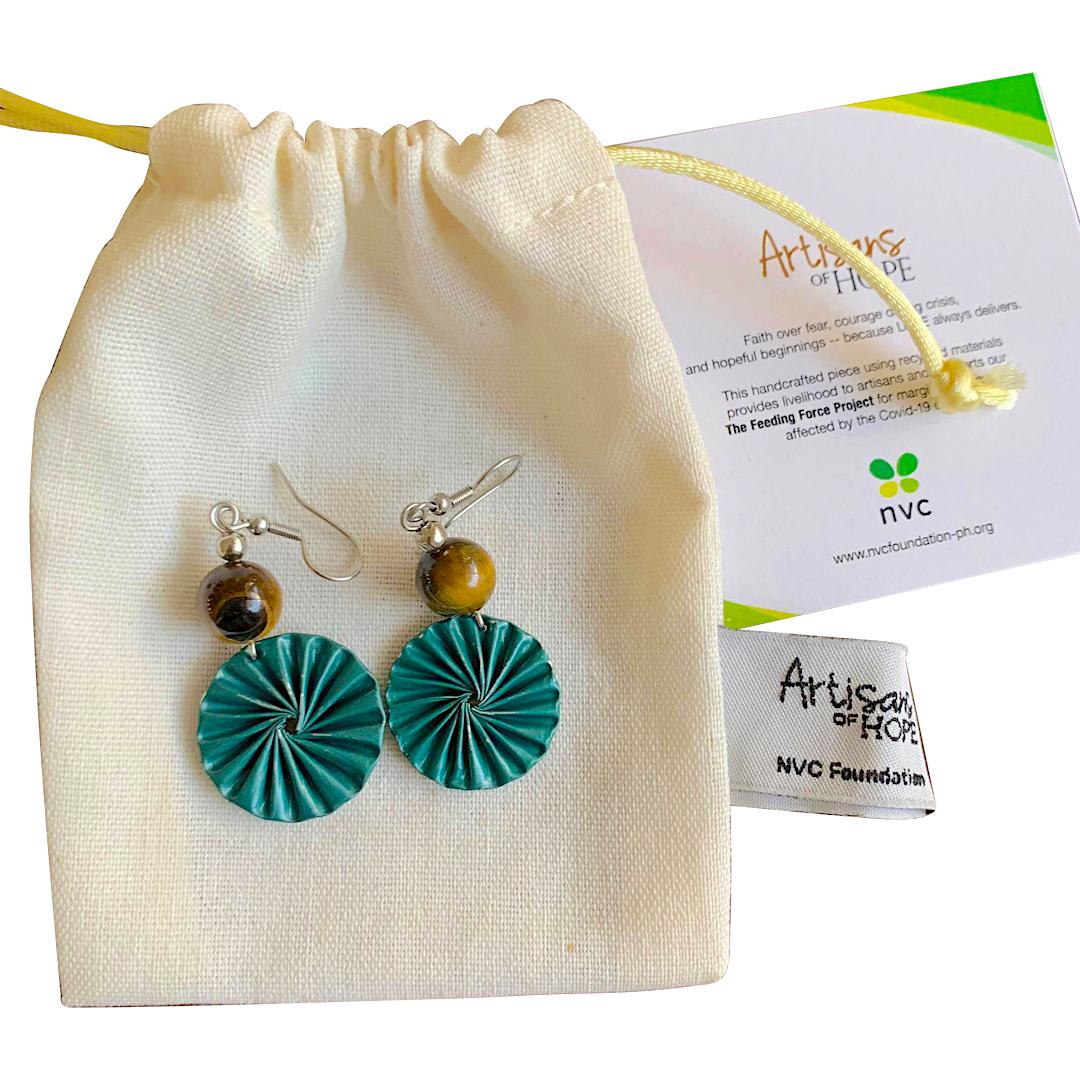 Upcycled Earrings – 70B