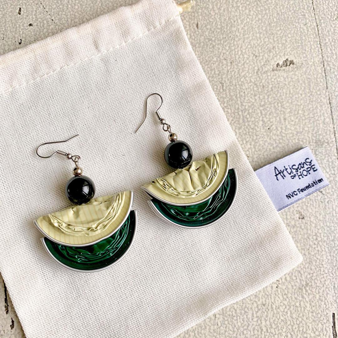 Upcycled Earrings – 86D