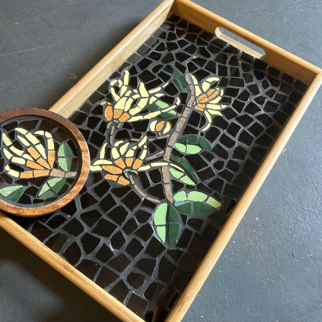 “Ylang Ylang” Mosaic Tray – Large (9 x 14″)