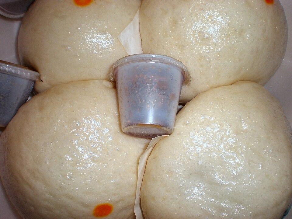 Roberto's King Siopao
