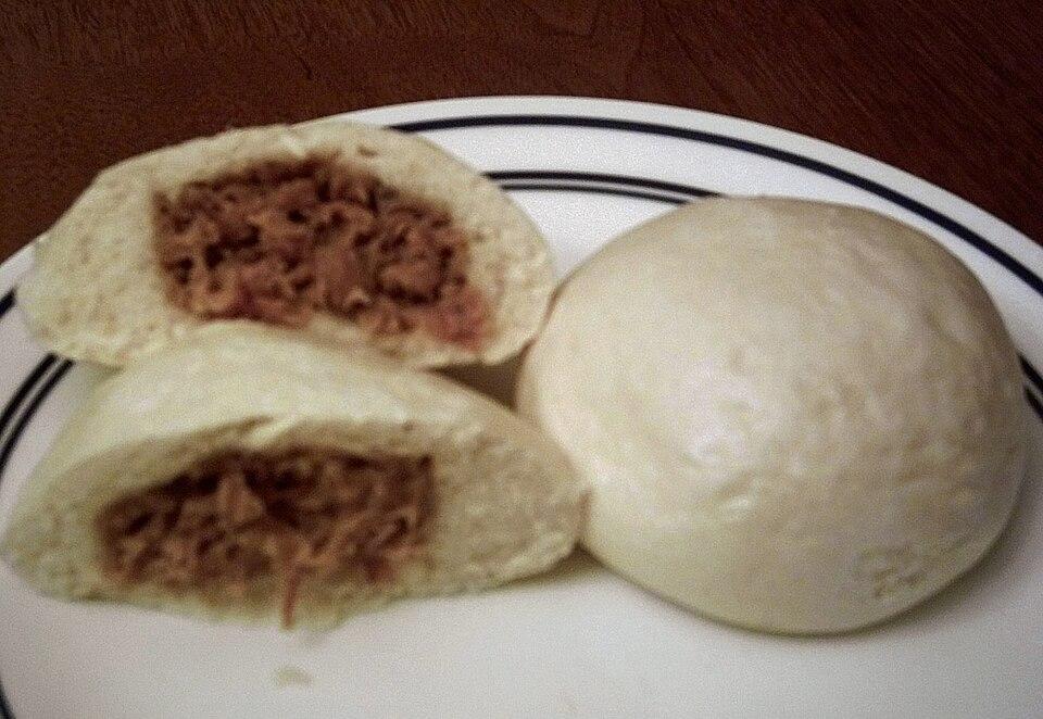 Roberto's Queen Siopao
