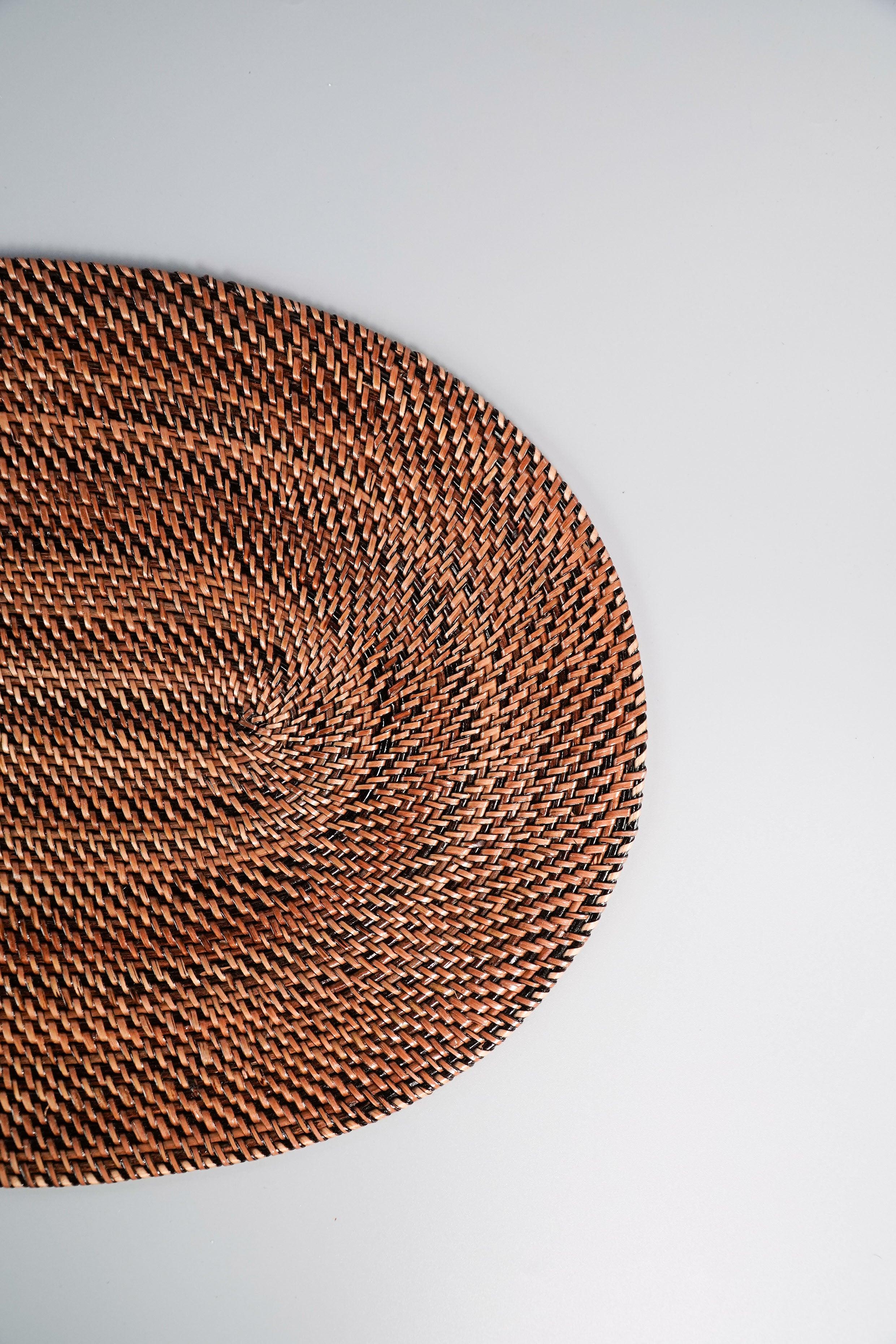 Oval Nito Placemat 12"x17"