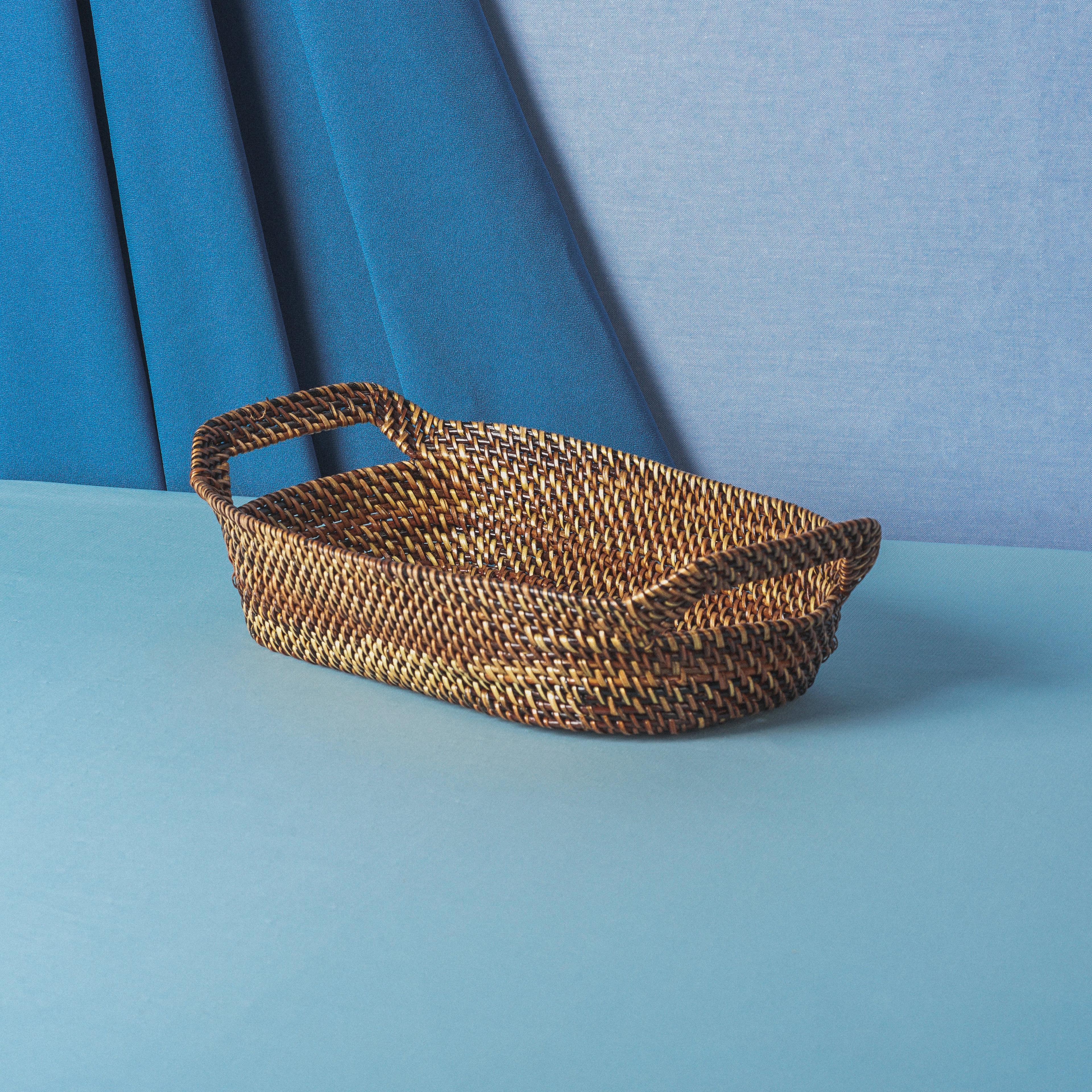 Nito Oval Peanut Tray