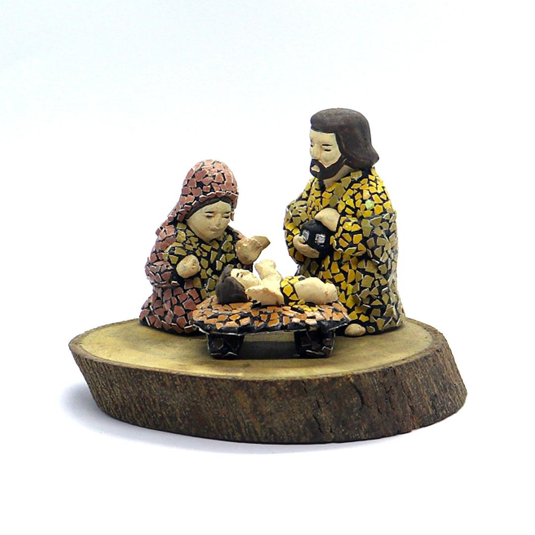 Nativity on Natural Wood – D