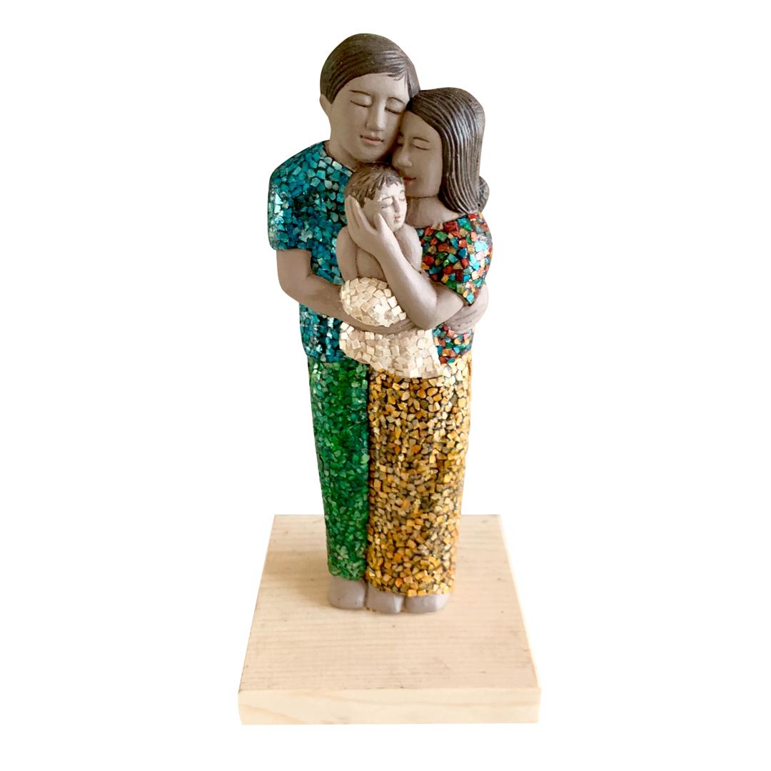 Filipino Family – Capiz Shell (B)
