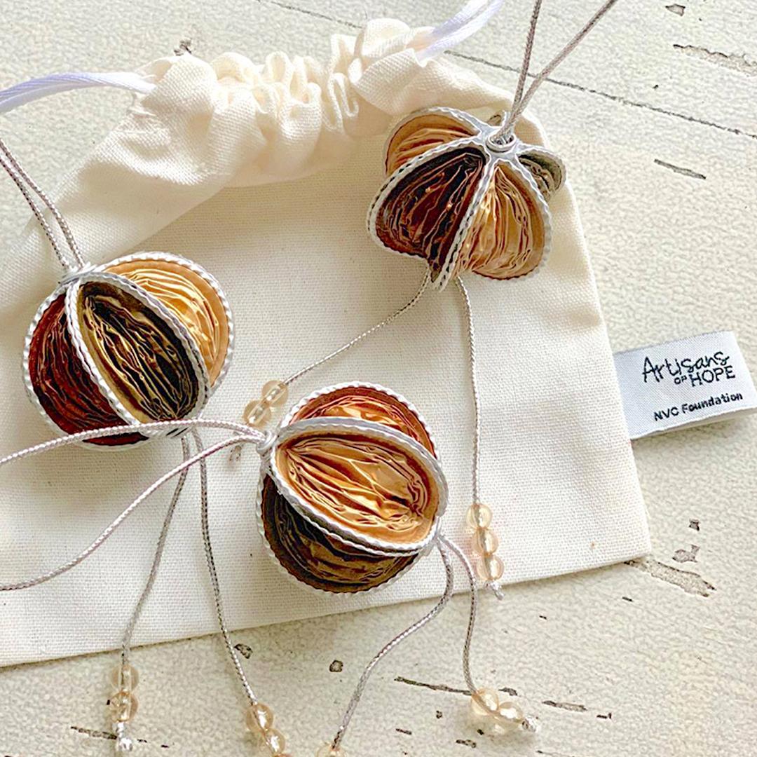 Mabinna Upcycled Ornaments Set (4 pieces)