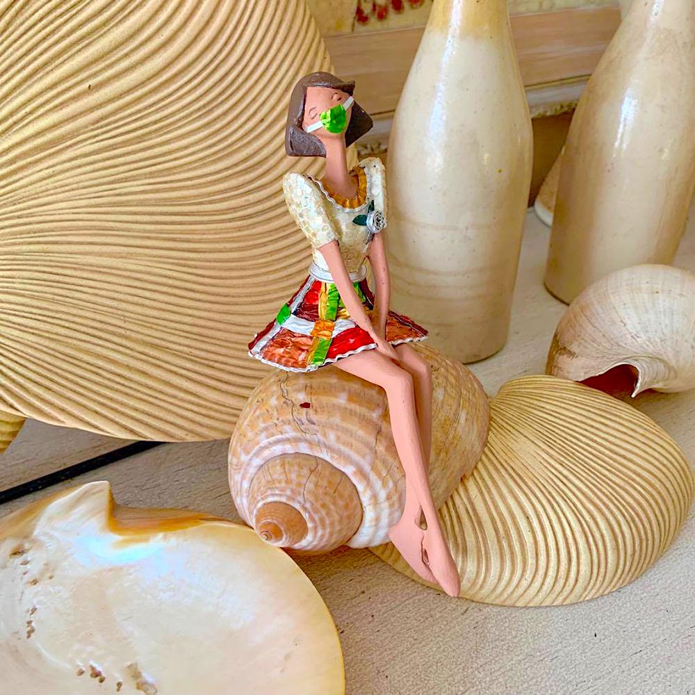 Inday in Time of Covid Shelf-Sitter – C