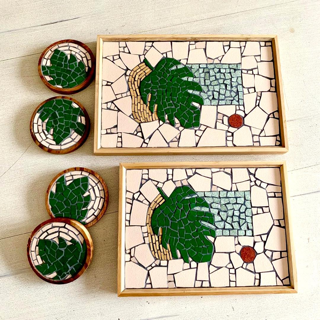“Monstera Green” Mosaic Tray – Medium (13″ x 8.75″)