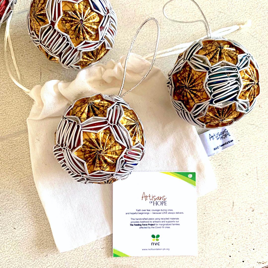 Upcycled Ornament – Astralis (Gold)