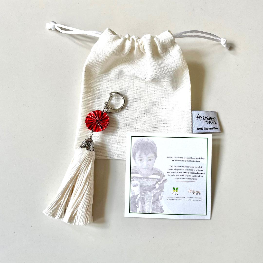 Upcycled Bag Charm – Cream Daisy 4