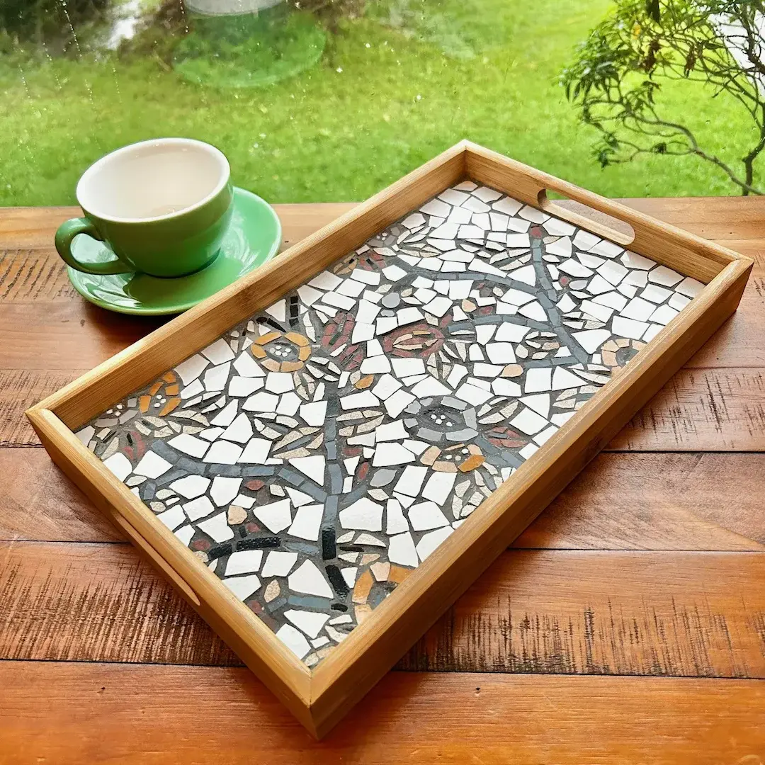 “Floral Batik C” Mosaic Tray – Large (9 x 14″)